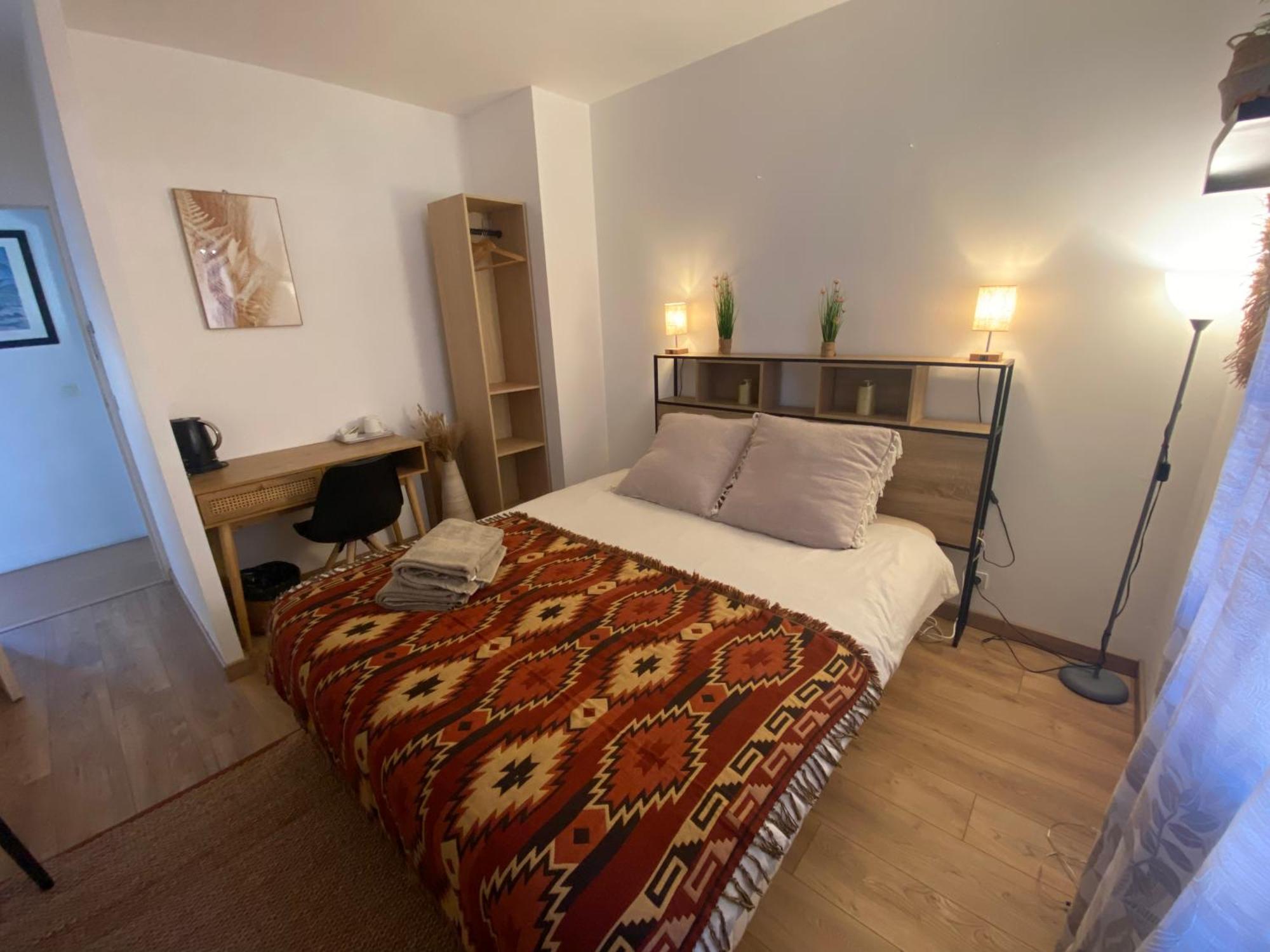 B&B Du Clos Menil Asnières Exteriör bild